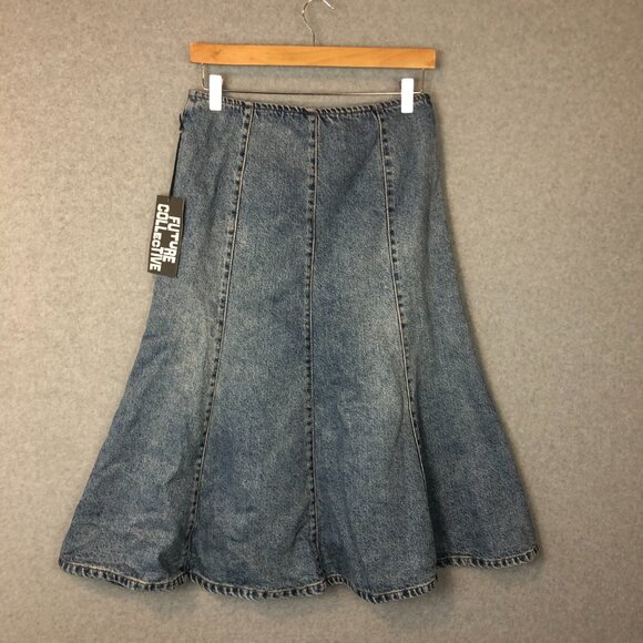 NWT Future Collective Jean Flare Skirt Size 2 - Picture 4 of 6